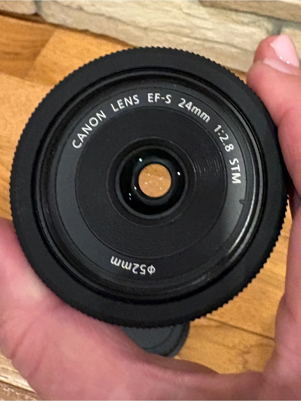 Canon EF-S 24mm f/2.8 STM Pancake Lens - Black